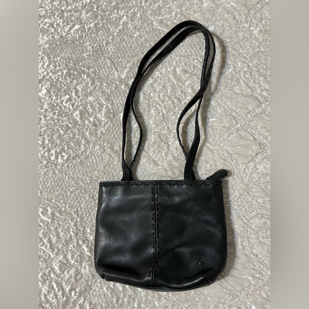Vintage Etienne AignerBlack Leather Shoulder Bag.